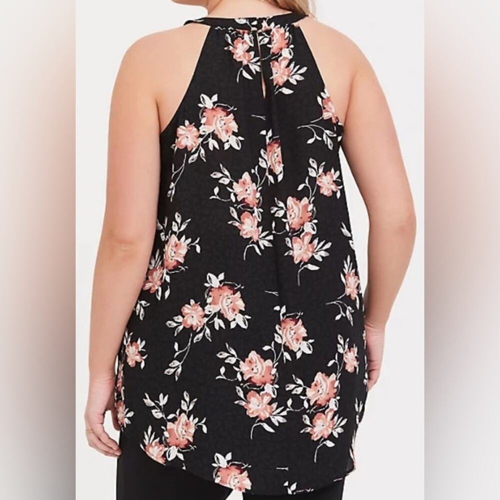 Woman’s Torrid Georgette Hi Low Black with peach flowers Tunic Size 1 - Picture 2 of 10